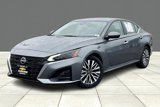 Used 2023 Nissan Altima 2.5 SV image 2