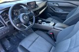 Used 2024 Nissan Rogue SV image 4