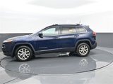 Used 2016 Jeep Cherokee Latitude w/ Cold Weather Group image 5