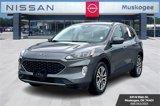Used 2022 Ford Escape SEL w/ Class II Trailer Tow Package image 3