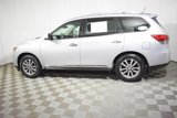 Used 2015 Nissan Pathfinder SL w/ SL Premium Package image 2