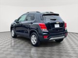 Used 2022 Chevrolet Trax LT w/ LT Convenience Package image 5