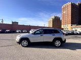 Used 2015 Jeep Cherokee Sport image 5