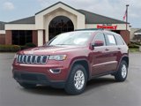 Used 2018 Jeep Grand Cherokee Laredo image 2