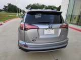 Used 2018 Toyota RAV4 XLE image 4