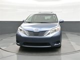 Used 2017 Toyota Sienna LE image 2