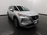 Used 2023 Nissan Rogue SV image 2