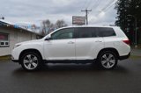 Used 2012 Toyota Highlander Limited w/ Tow Pkg image 2