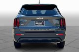 Used 2022 Kia Sorento LX image 4