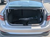 Used 2022 Volkswagen Jetta SE image 5