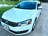 Used 2013 Volkswagen Passat TDI SE image 4