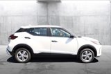 New 2025 Nissan Kicks Play S image 5