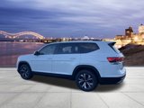 New 2025 Volkswagen Atlas SE image 3