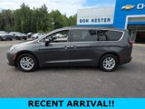 Used 2020 Chrysler Voyager Lxi w/ Cold Weather Group image 4