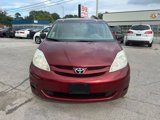 Used 2009 Toyota Sienna LE image 2
