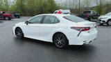 Used 2024 Toyota Camry SE image 6