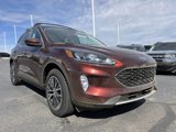 Used 2021 Ford Escape SEL w/ Technology Package image 2