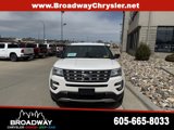 Used 2017 Ford Explorer XLT w/ Equipment Group 202A image 2
