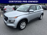 Certified 2022 Hyundai Venue SE image 3