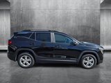 Used 2022 GMC Terrain SLE w/ Driver Convenience Package image 4