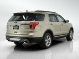 Used 2017 Ford Explorer XLT w/ Equipment Group 202A image 5