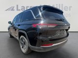 Used 2023 Jeep Grand Cherokee 4WD 4xe image 2