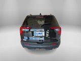 Used 2023 GMC Acadia SLE image 4