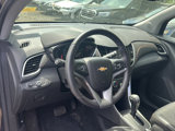 Used 2022 Chevrolet Trax LT w/ Driver Confidence Package image 5