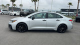 Used 2022 Toyota Corolla SE image 2