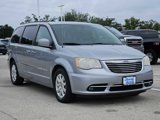 Used 2014 Chrysler Town & Country Touring image 4