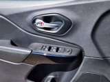 Used 2023 Jeep Cherokee Altitude Lux image 6