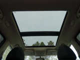 Used 2016 Nissan Rogue SV image 2