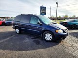 Used 2005 Dodge Grand Caravan SE w/ Popular Equipment Group I image 2