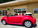 Used 2010 Volkswagen Beetle Convertible image 3
