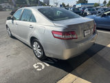 Used 2010 Toyota Camry LE image 5