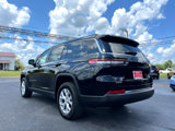 Used 2022 Jeep Grand Cherokee L Limited w/ Luxury Tech Group II image 3