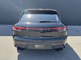 Certified 2023 Porsche Macan Turbo image 4
