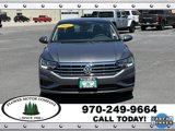 Used 2021 Volkswagen Jetta SE image 2