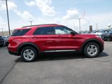 Used 2020 Ford Explorer XLT w/ Equipment Group 202A image 6