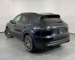 Used 2023 Porsche Cayenne S Platinum image 3