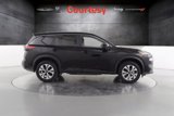 Used 2023 Nissan Rogue SV image 3