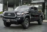 Used 2018 Toyota Tacoma TRD Off-Road image 3