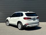 Used 2022 BMW X5 sDrive40i w/ Parking Assistance Package image 3