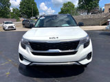Used 2023 Kia Seltos S w/ Navigation Package image 3