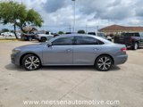 Used 2021 Volkswagen Passat 2.0T SE image 4