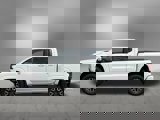 Used 2022 Nissan Frontier SV image 2