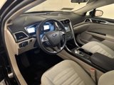 Certified 2018 Ford Fusion SE w/ Fusion SE Technology Package image 4