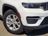 Used 2023 Jeep Grand Cherokee Limited image 2