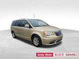 Used 2012 Chrysler Town & Country Touring image 2