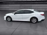 Used 2025 Toyota Camry LE image 5